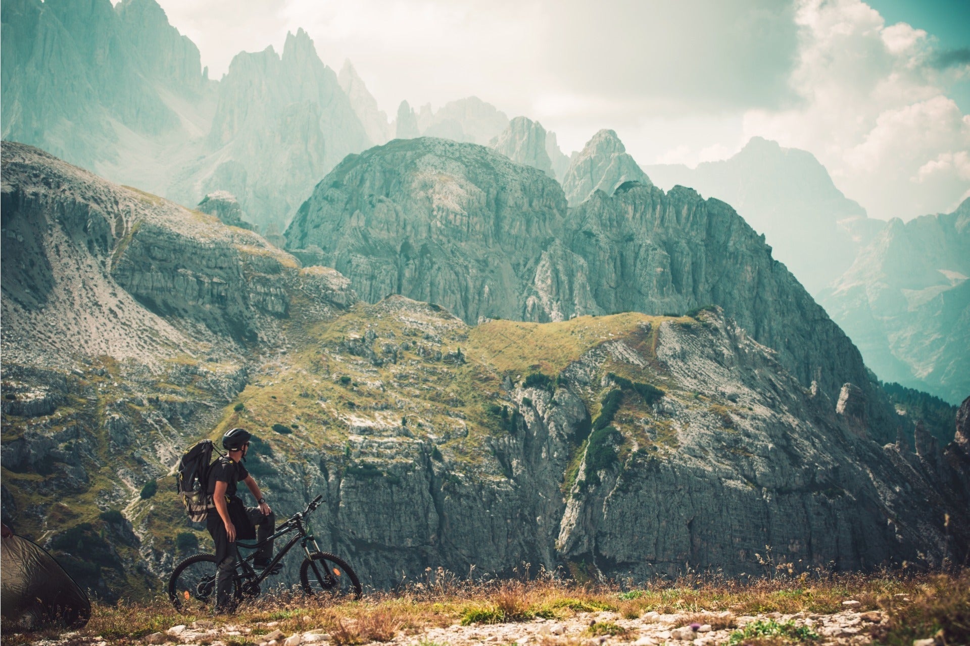 11 Unforgettable Destinations for Your Next Cycling Trip